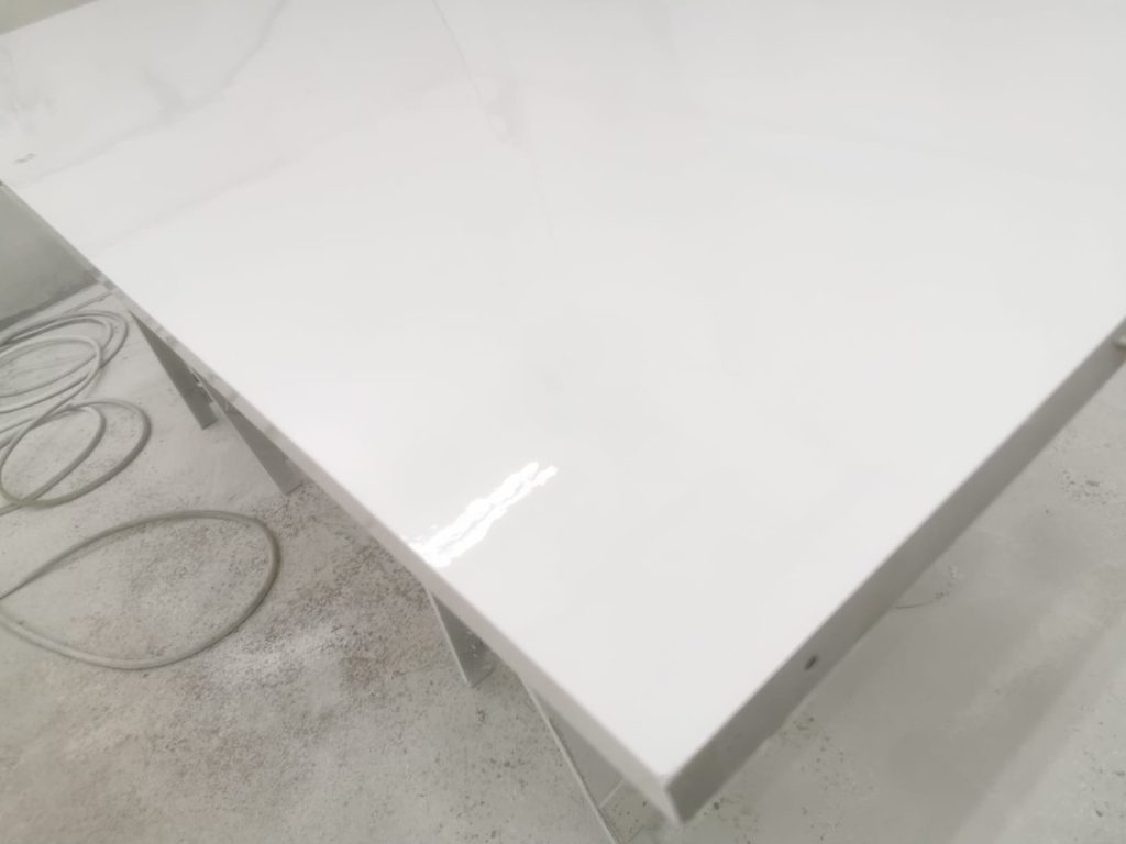 Acabats Lacats a Pistola i Texturats Girona