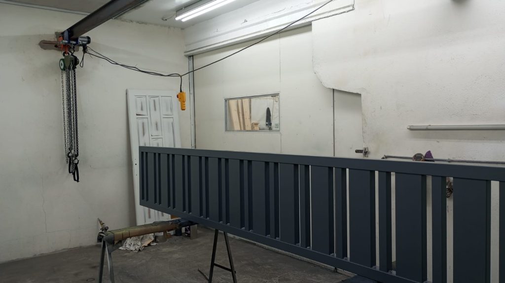 Acabats Lacats a Pistola i Texturats Girona